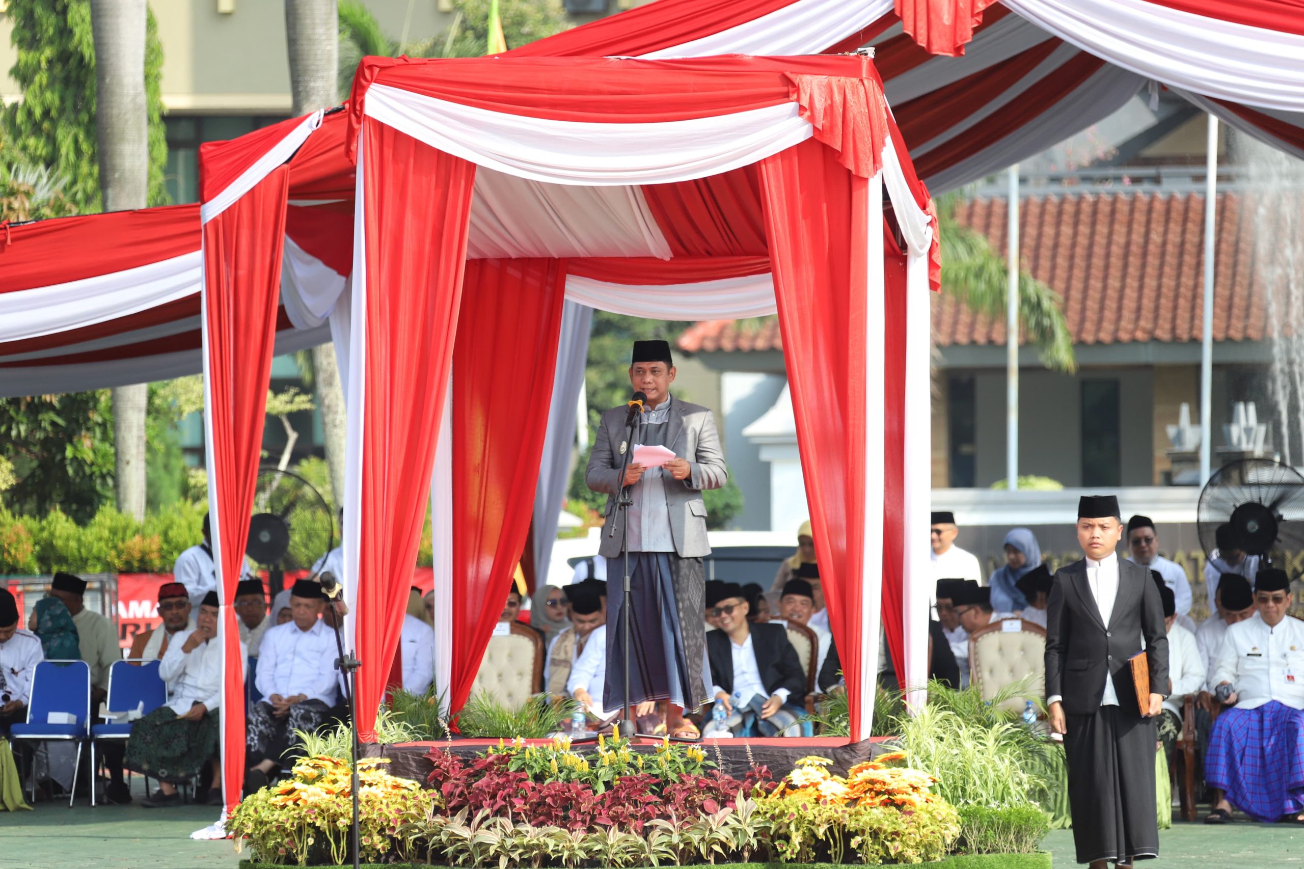 Peringati Hari Santri Nasional 2025, Wabup Bekasi Ajak Santri Rawat Tradisi dan Terus Berinovasi 