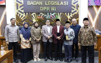 Menag Tekankan Keadilan pada Revisi UU Guru dan Dosen Tenaga Pendidik Kemenag