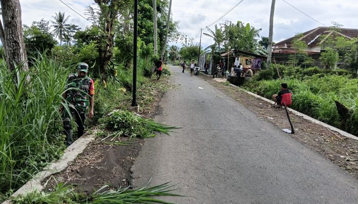 Desa Gunungsari Kecamatan Maesan Gelar Giat Bersih-Bersih Rutin Setiap Jumat Berkah