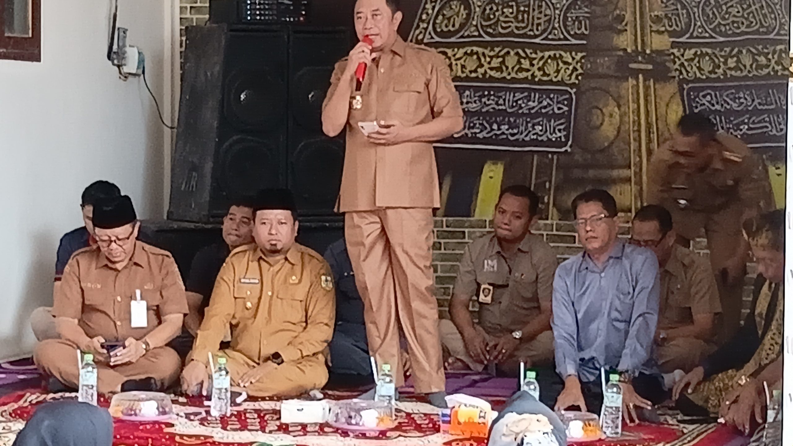 Pemkab Bondowoso Salurkan BLT DBHCHT Tahap II ke 71 Buruh, Termasuk dari Pabrik Rokok Dua Putri Ratu
