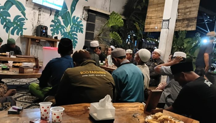 Istighasah dan Haul Masyaikh P4 NJ Jambesari Digelar Bersamaan dengan Peringatan Hari Guru 2025