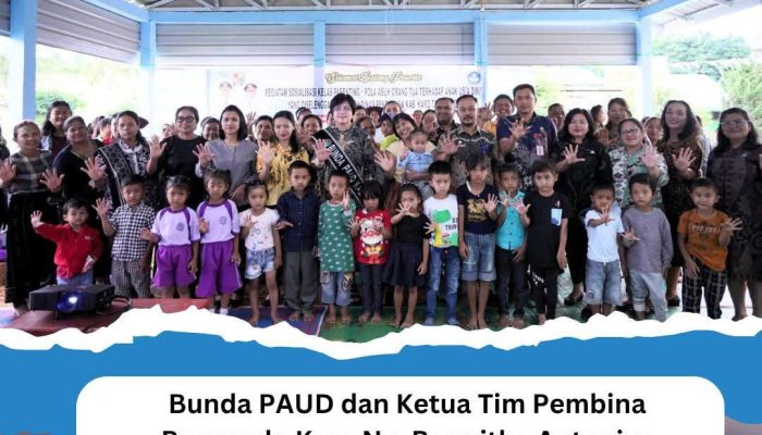 Bunda PAUD dan Ketua Tim Pembina Posyandu Karo Dukung Penerapan Pola Asuh Anak di Guru Benua dan Posyandu Hebat Sesuai SPM di Kuta Bangun