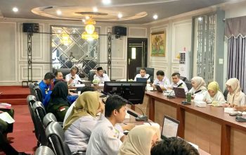 Staf Ahli Bupati PALI Drs.Kusmayadi,M.Si, Pimpin Rapat Pembahasan Perbup Rencana Aksi Penerapan SPM