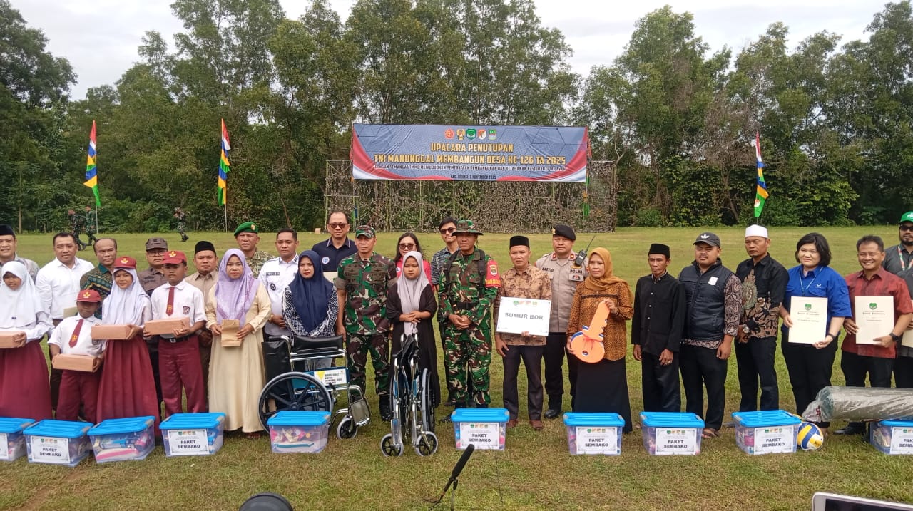 Penutupan TMMD KE-126 Kabupaten Bekasi Tahun 2025, Pangdam Jaya: Kemanunggalan TNI dengan Rakyat Terwujud