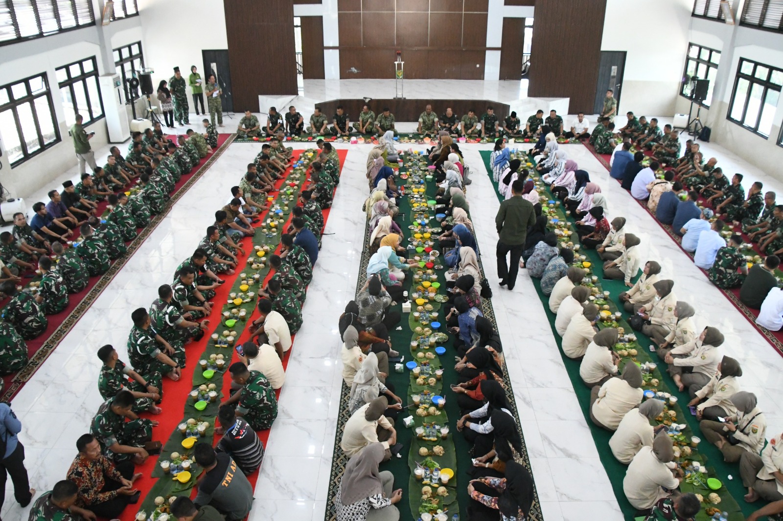Korem 044/Gapo Gelar Botram Bersama Pangdam II/Swj