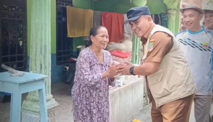 Aris Sadikin Sosok Sekcam Cikarang Timur Dikenal Peduli Terhadap Masyarakat