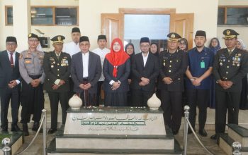 Jelang Peringati Hari Pahlawan, Pemkab Bekasi Ajak Teladani Semangat Juang Sosok KH. Noer Ali