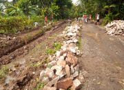 Puluhan Proyek Senderan BBWS di Indramayu Disorot: Tanpa Papan Informasi, Material Diduga Buruk