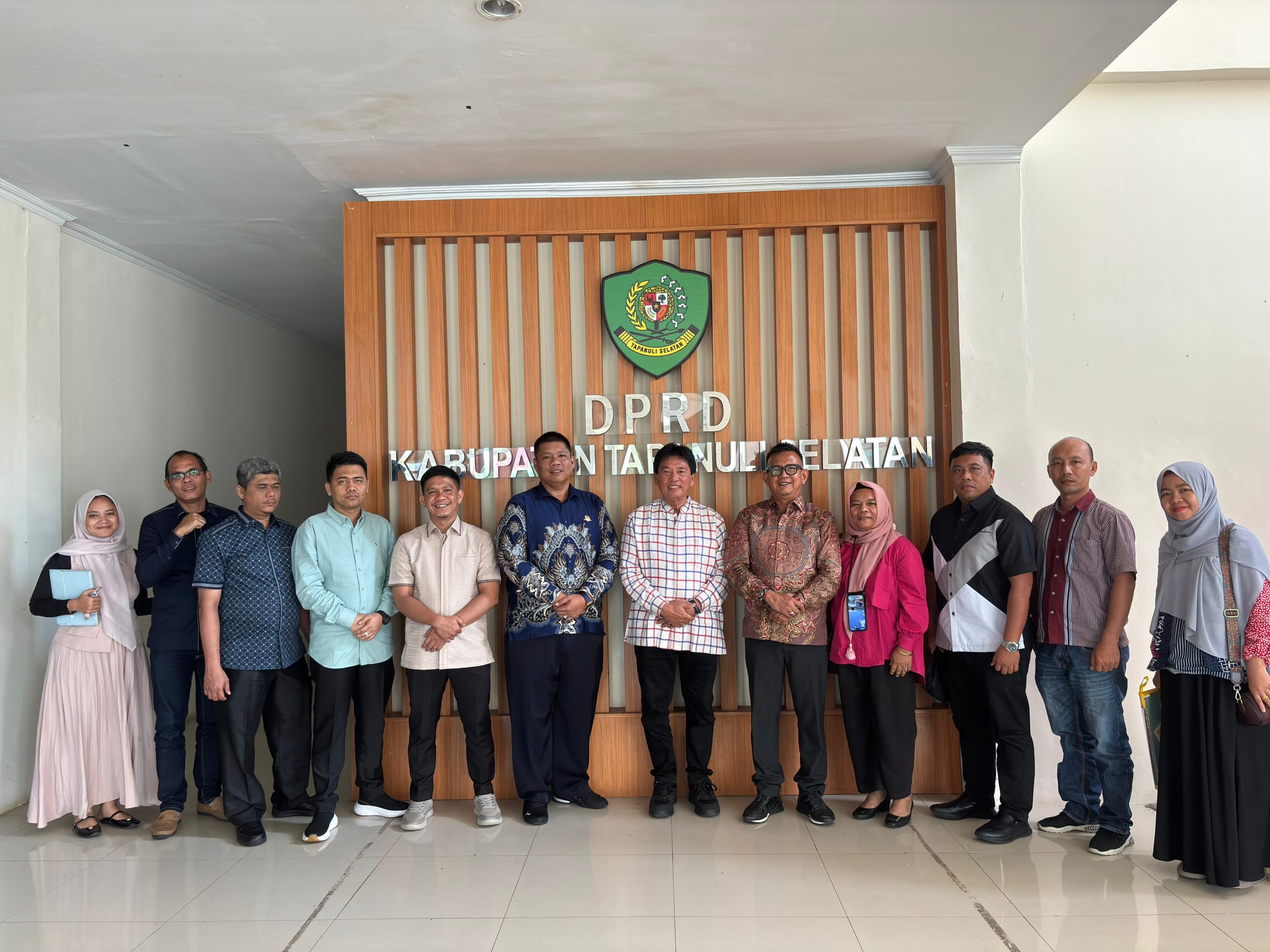 Jamil Zeb Tumori Perjuangkan Pembukaan Kembali Trayek Penerbangan Sibolga–Jakarta PP, Dorong Penebalan Landasan Bandara FL. Tobing
