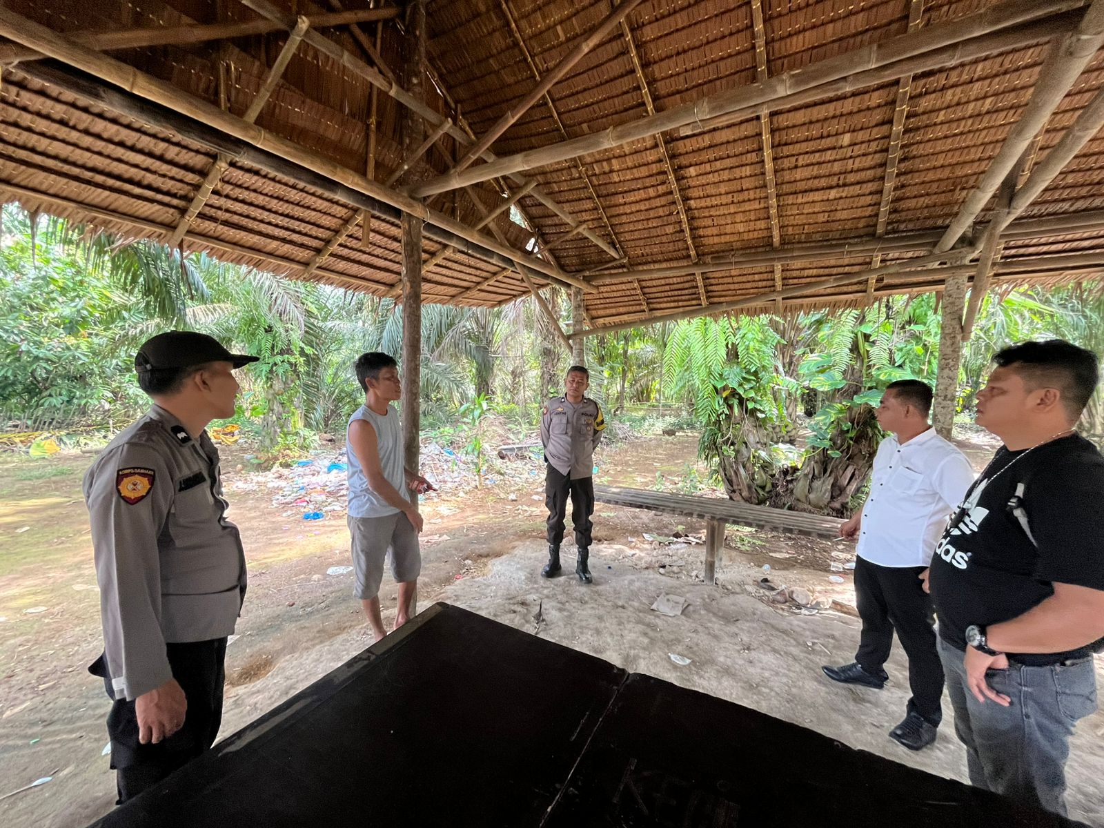 Unit Reskrim Polsek Patumbak Tindak Warung Kopi di Pasar VII Yang di Duga Ada Judi, Cek TKP Zonk