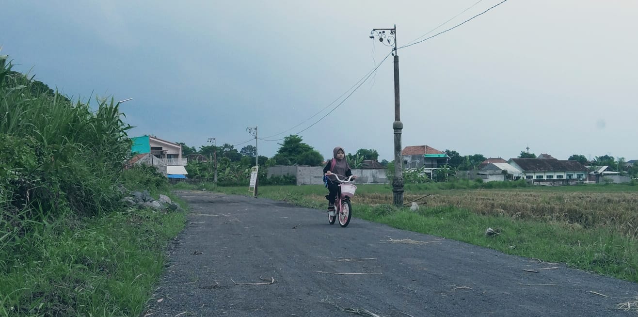 Pemdes Babakan Perbaiki Akses Jalan Pertanian dengan Dana Desa