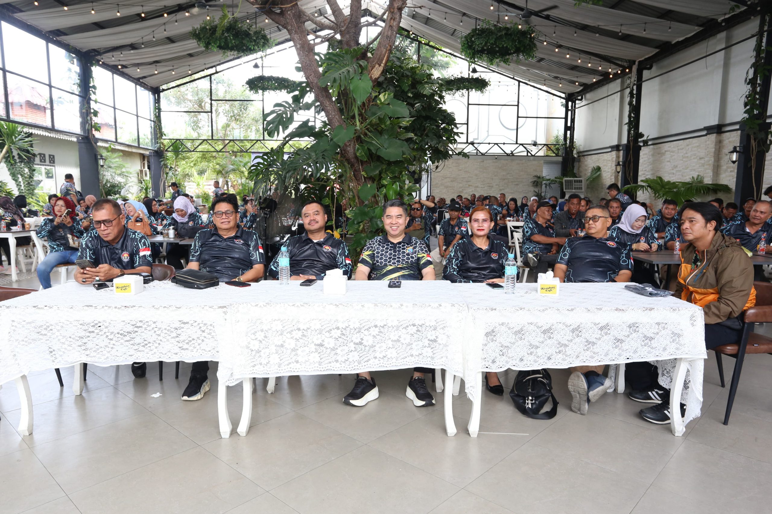 Polda Sumut Gelar Family Gathering Bersama Wartawan, Perkuat Sinergi dan Profesionalisme Pers Polda Sumut Gelar Family Gathering Bersama Wartawan, Perkuat Sinergi dan Profesionalisme Pers