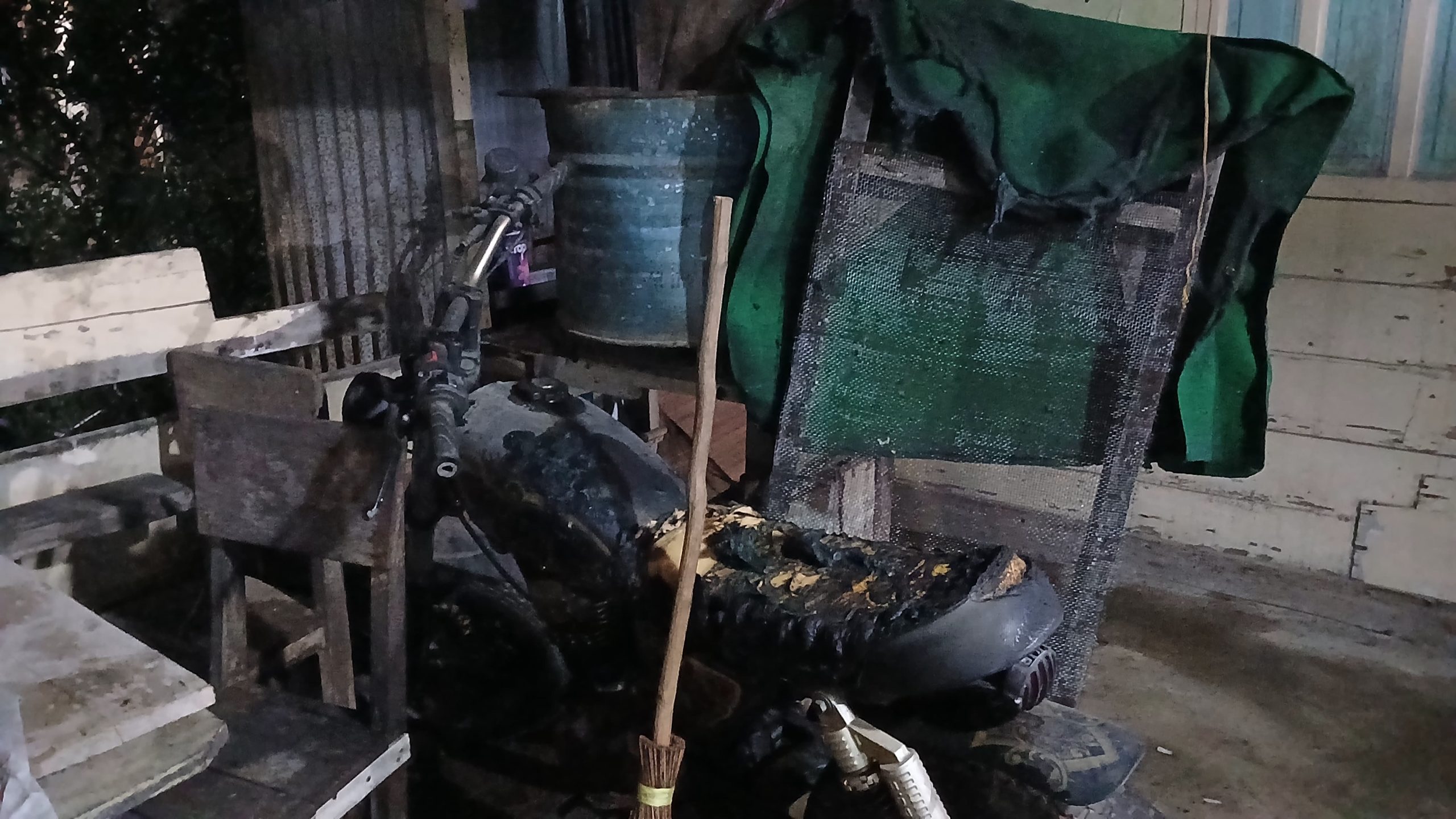 Motor Wartawan Dibakar OTK di Tapteng, Warga Gempar: Diduga Aksi Terencana, Korban Belum Lapor Polisi