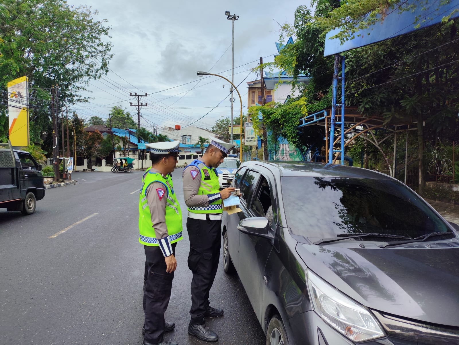 Polda Sumut: Operasi Zebra Toba 2025 Beri Dampak Nyata, Pelanggaran Turun dan Kesadaran Masyarakat Meningkat Polda Sumut: Operasi Zebra Toba 2025 Beri Dampak Nyata, Pelanggaran Turun dan Kesadaran Masyarakat Meningkat