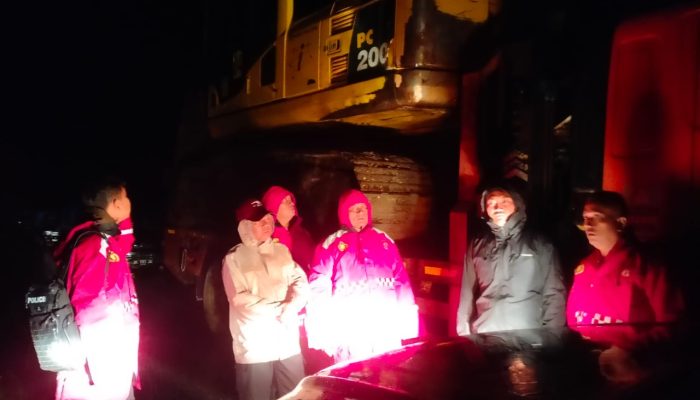 Polres Humbahas dan Pemkab Bergerak Cepat Tangani Longsor di Wilayah Pakkat
