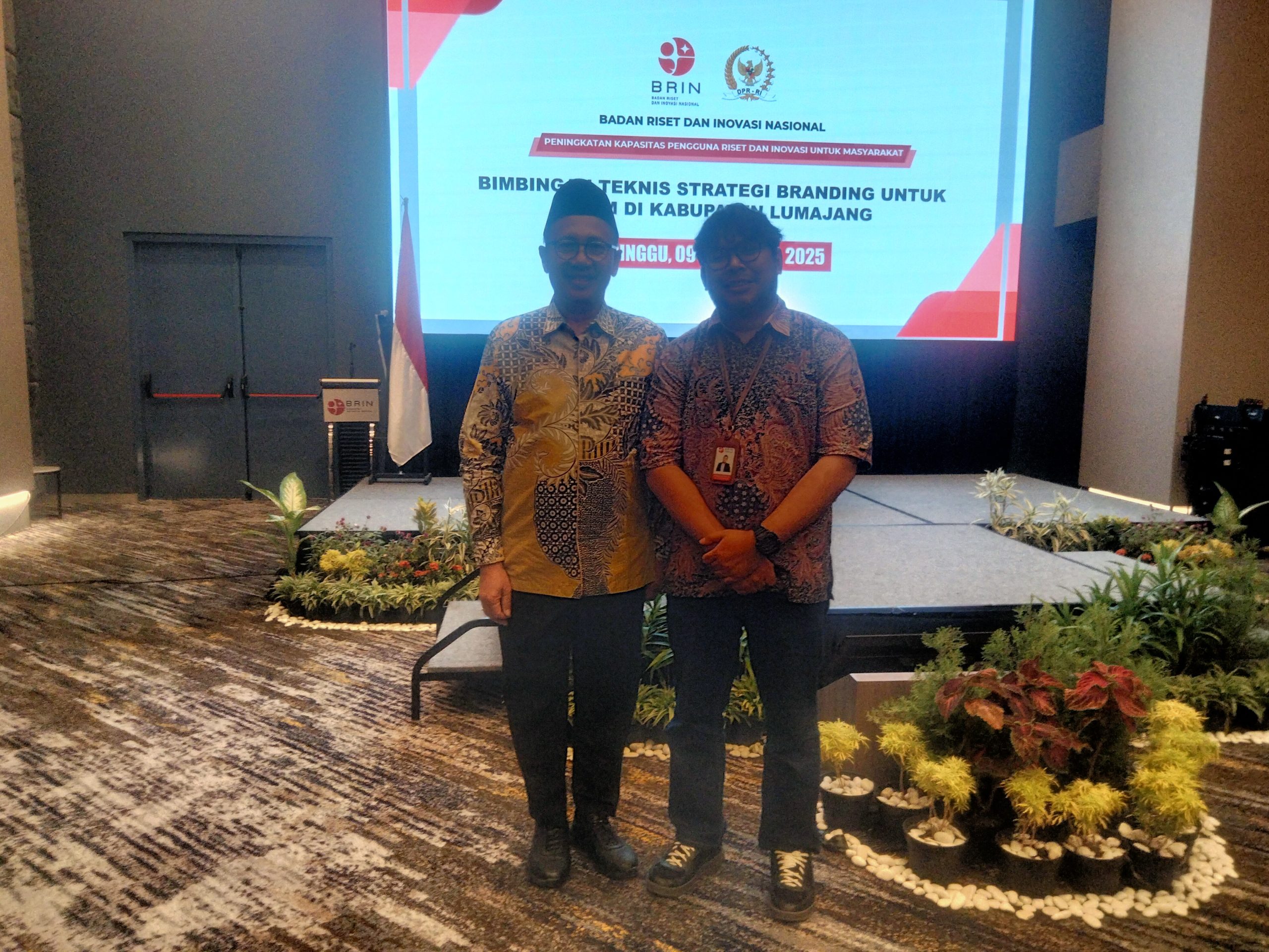 Anggota DPR RI H.M.Nur Purnamasidi Kolaborasi dengan BRIN Mengadakan Bimtek Strategi Branding UMKM di Lumajang 