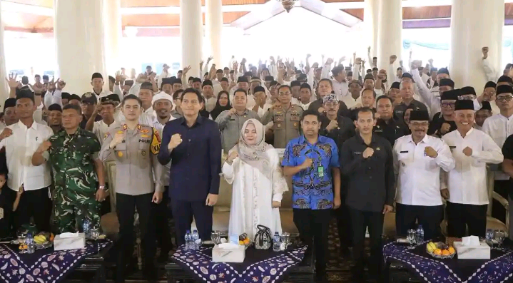 Deklarasi Damai: Ratusan Calon Kuwu se-Kabupaten Indramayu Berjanji Siap Kalah dan Siap Menang