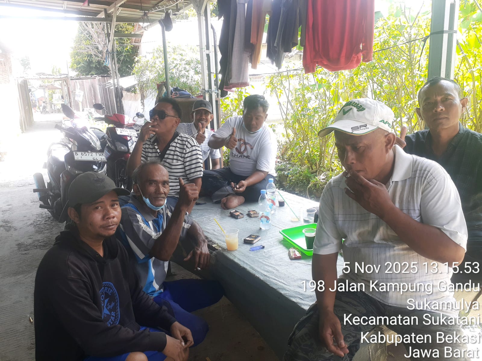 Salam Perubahan Jilid II Gelar Bakti Sosial, Warga Kampung Gandu Poncol Apresiasi