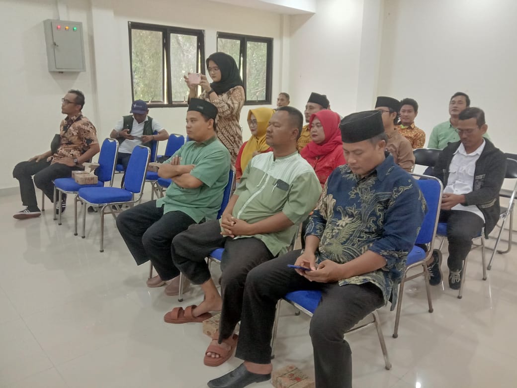 Camat Karangbahagia Gelar Sosiaalisasi Penetapan Titik Lokasi, Kelayakan Lahan dan Mekanisme Pemanfaatan Aset TKD untuk Gudang KDMP