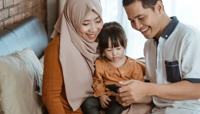 Batasan Interaksi Perlakuan Laki-laki pada Anak Perempuan, Begini Aturan Hukum Fiqihnya..