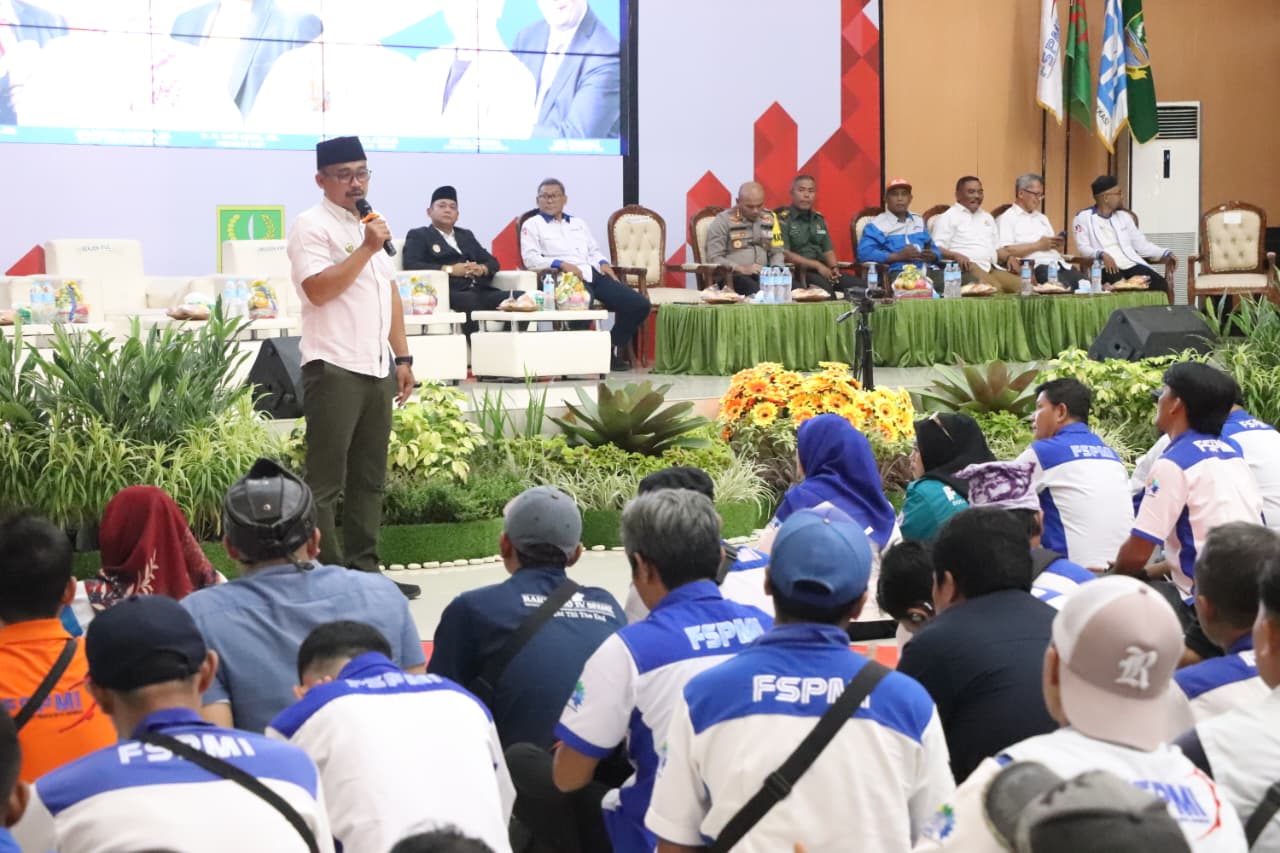 Wabup dr. Asep Surya Atmaja Komitmen Tingkatkan Kesejahteraan Kaum Buruh dan Masyarakat Kabupaten Bekasi
