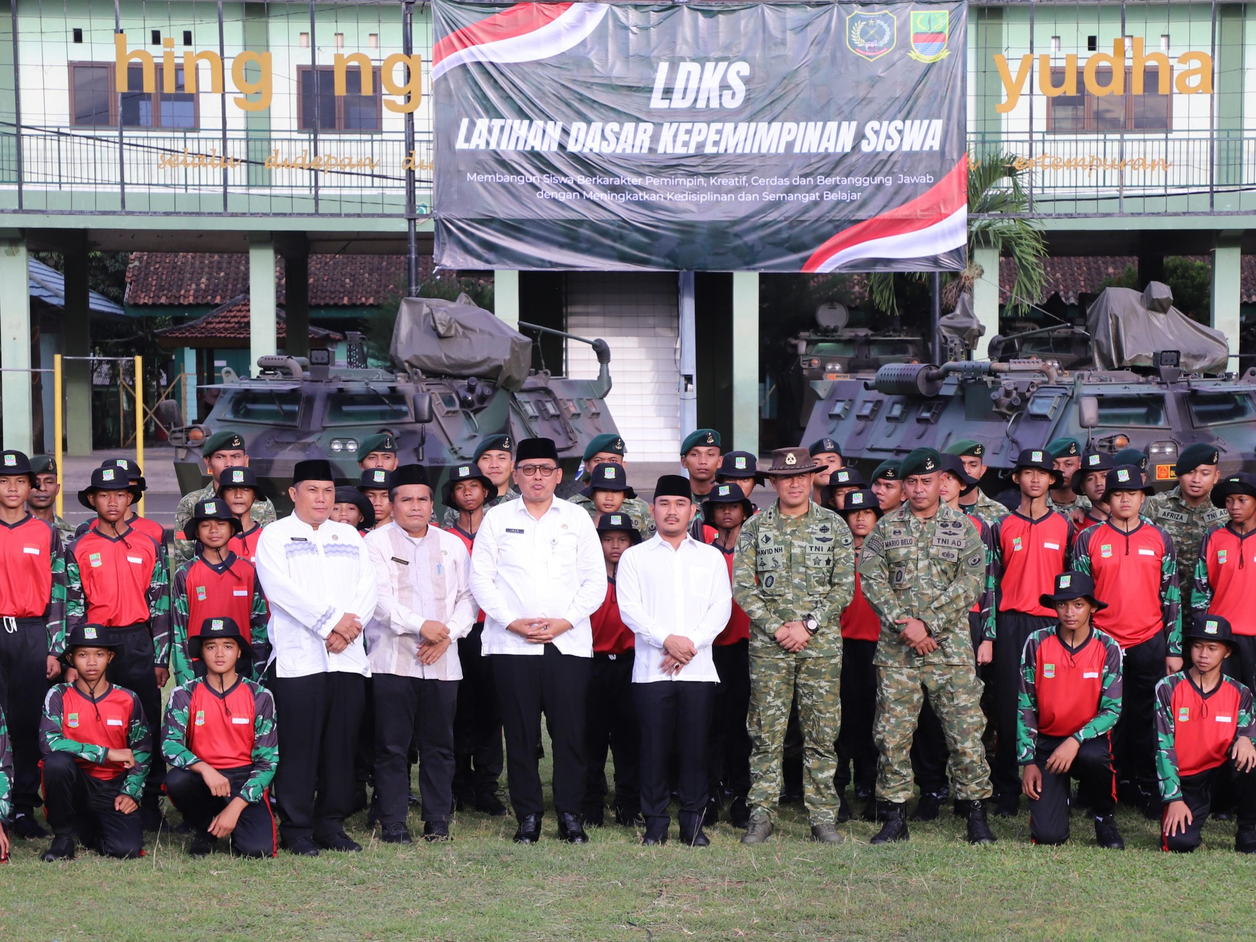 60 Siswa Berjiwa Petarung dari 40 SMP Bekasi Ikuti LDKS di Yonif 202/Tajimalela 