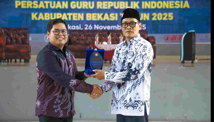 PGRI Kabupaten Bekasi Gelar Seminar Edukasi Kenali Hukum dan Hindari Hukuman