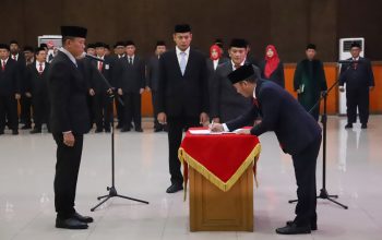 Lantik Sekda Baru, Bupati Bekasi Harapkan Birokrasi Pemerintahan Tambah Gesit