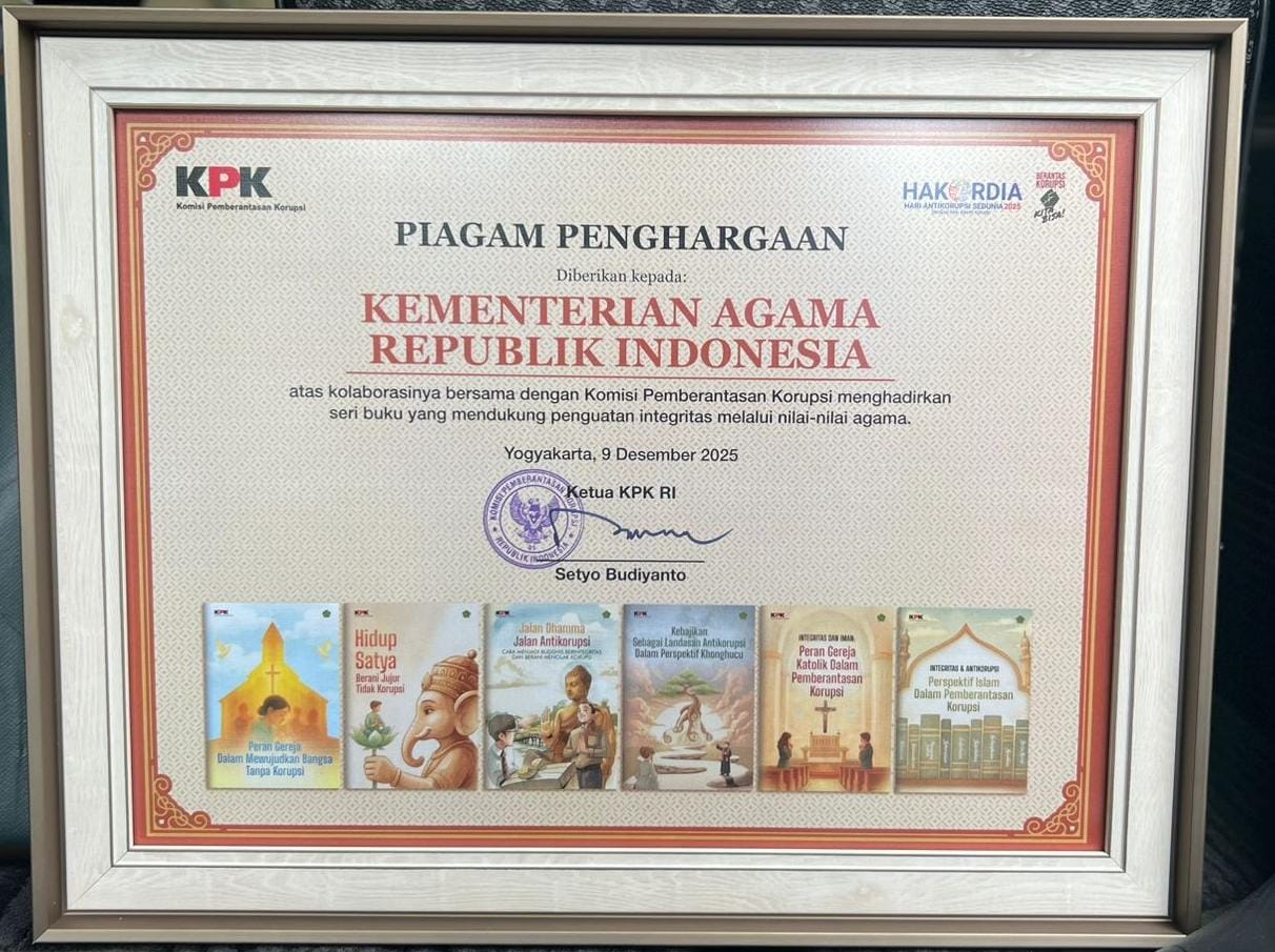 Hari Antikorupsi Sedunia 2025, Kemenag Raih Dua Penghargaan dari KPK 