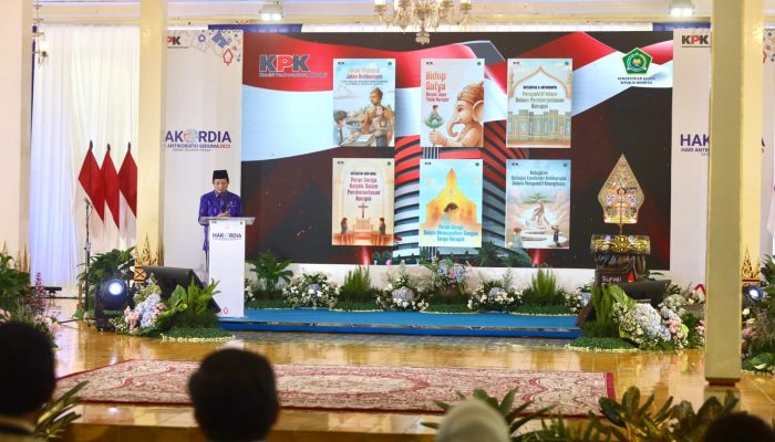 Hari Antikorupsi Sedunia 2025, Kemenag Raih Dua Penghargaan dari KPK 