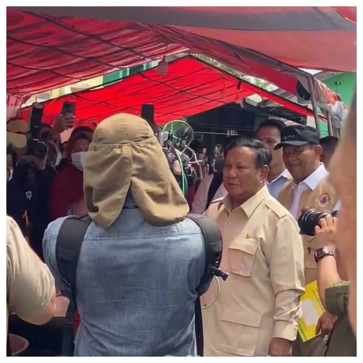 Satu Madrasah di Langkat Jadi Tempat Posko Banjir, Presiden Prabowo: Negara Tidak Tinggalkan Rakyat