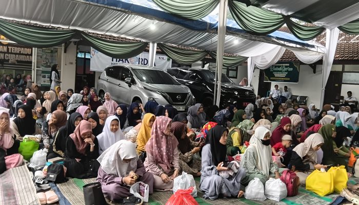 Ketua DPRD Bondowoso H.Ahmad.Dhofir Tegaskan Penguatan Program Sosial–Keagamaan di Seluruh Kecamatan Ketua DPRD Bondowoso H.Ahmad.Dhofir Tegaskan Penguatan Program Sosial–Keagamaan di Seluruh Kecamatan