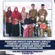Program Bupati Dan Wakil Bupati Perkuat Layanan Dasar Lewat Penyerahan Seragam Sekolah Dan Alat Bantu kesehatan