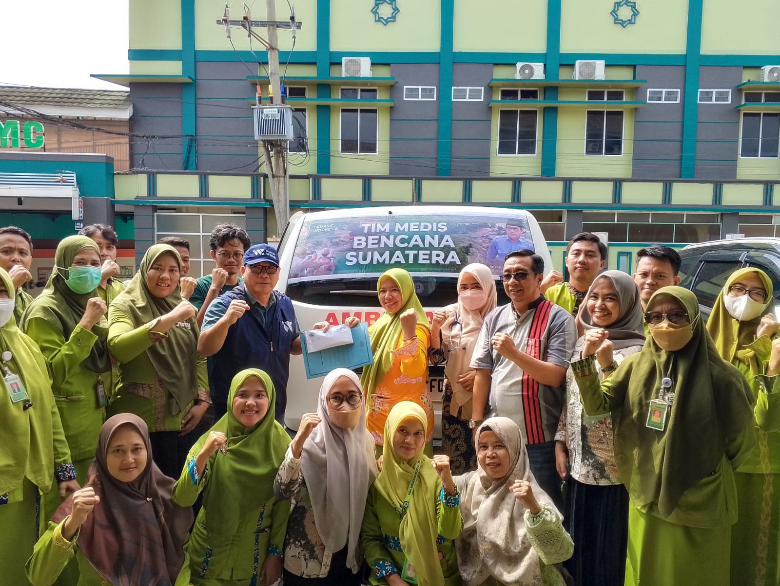 AMG Gemasic Salurkan Bantuan Kemanusiaan Untuk Korban Bencana Di Sumatra