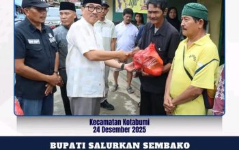 Bupati Salurkan Sembako Untuk Meringankan Beban  Kelompok Rentan  Di Kecamatan Kotabumi