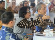 Kunjungan Kerja Komisi IX DPR RI ke Kabupaten Bandung, Irma Suryani Chaniago Soroti Pengawasan Program MBG
