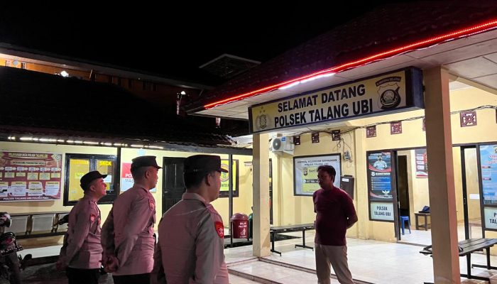Patroli KRYD Polsek Talang Ubi Perketat Keamanan Malam Akhir Pekan, Kapolres PALI Tekankan Pentingnya Kehadiran Polisi di Tengah Masyarakat