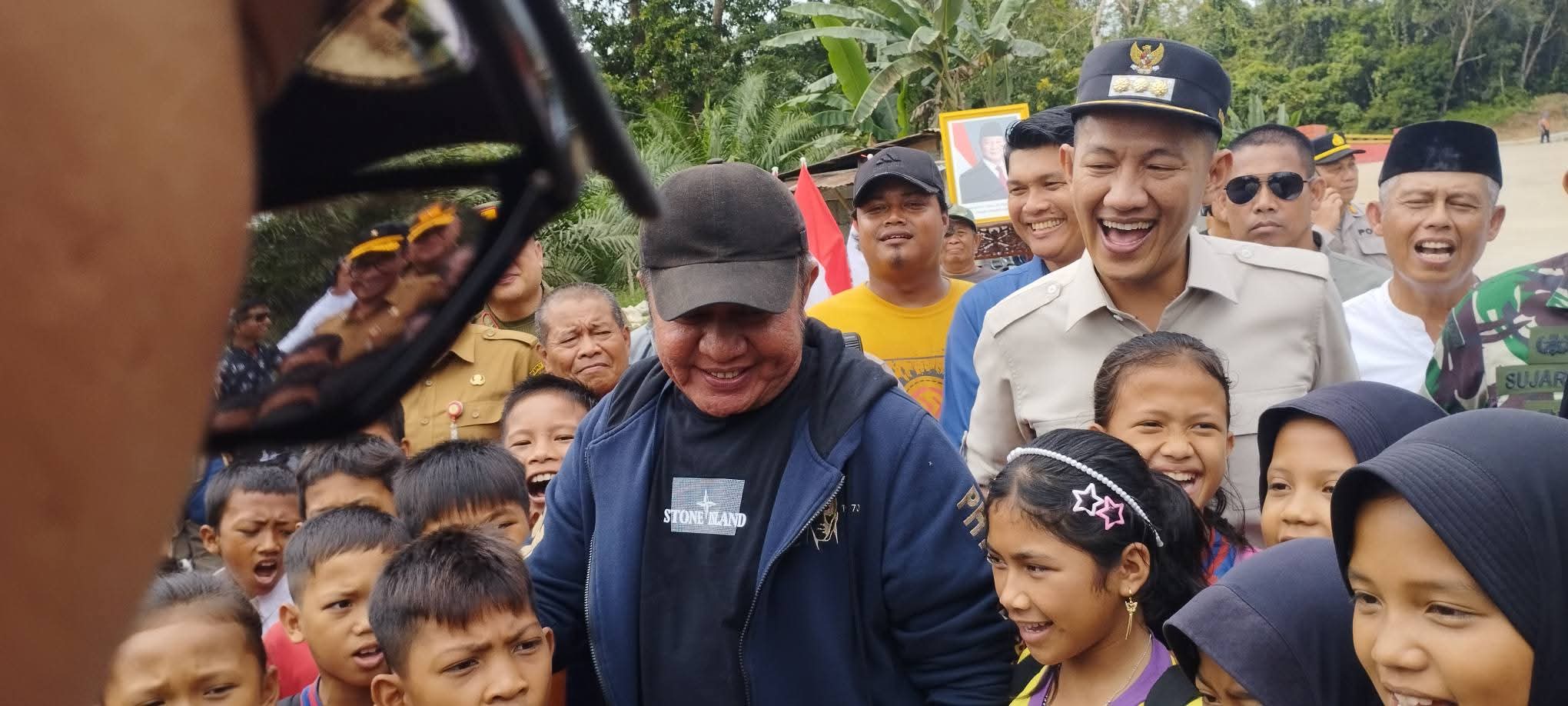 Bupati PALI Asgianto Dampingi Gubernur Sumsel Tinjau Peningkatan Jalan Strategis Simpang Benakat–Batas MUBA Bupati PALI Asgianto Dampingi Gubernur Sumsel Tinjau Peningkatan Jalan Strategis Simpang Benakat–Batas MUBA