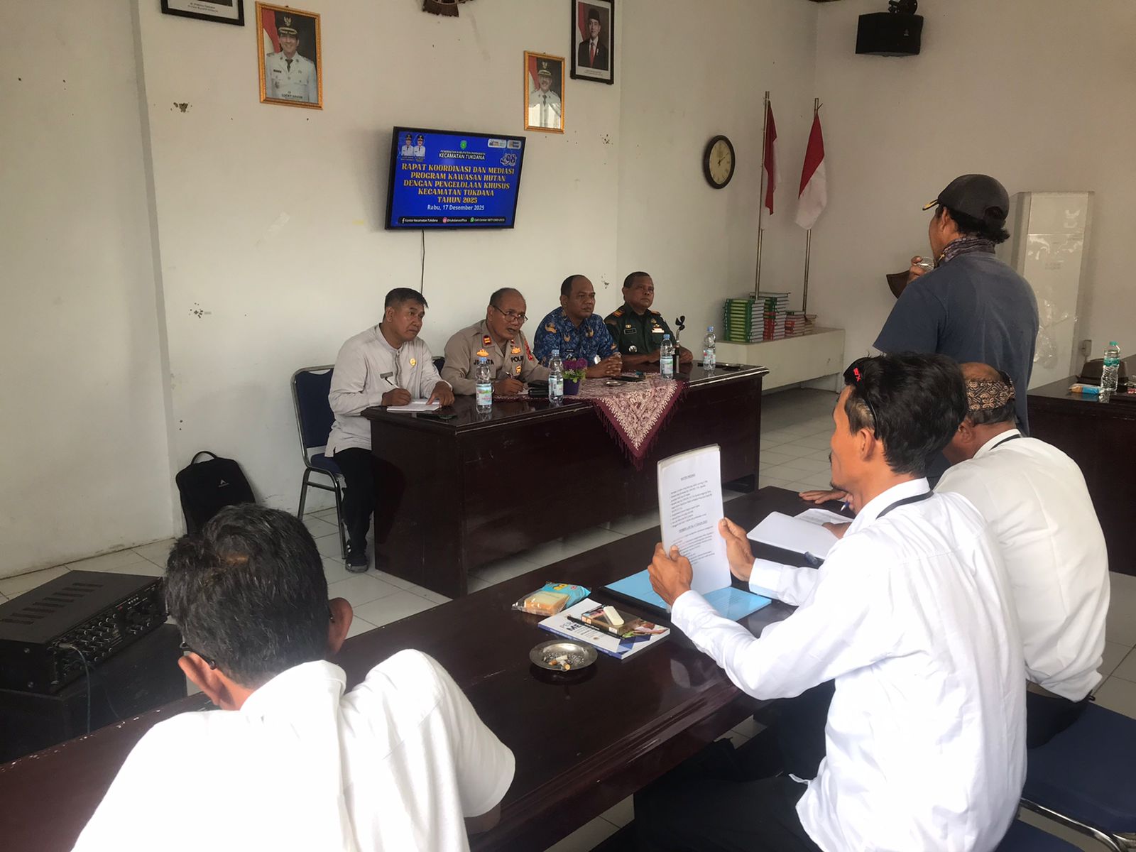 Mediasi KHDPK Tukdana Bongkar Dugaan Pungli, Intimidasi Petani, hingga Judi di Kawasan Hutan