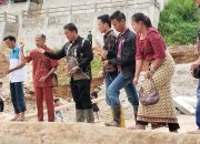 Tabur Bunga Korban Banjir Bandang Sibio-bio, Keluarga Desak Perhatian Serius Pemerintah