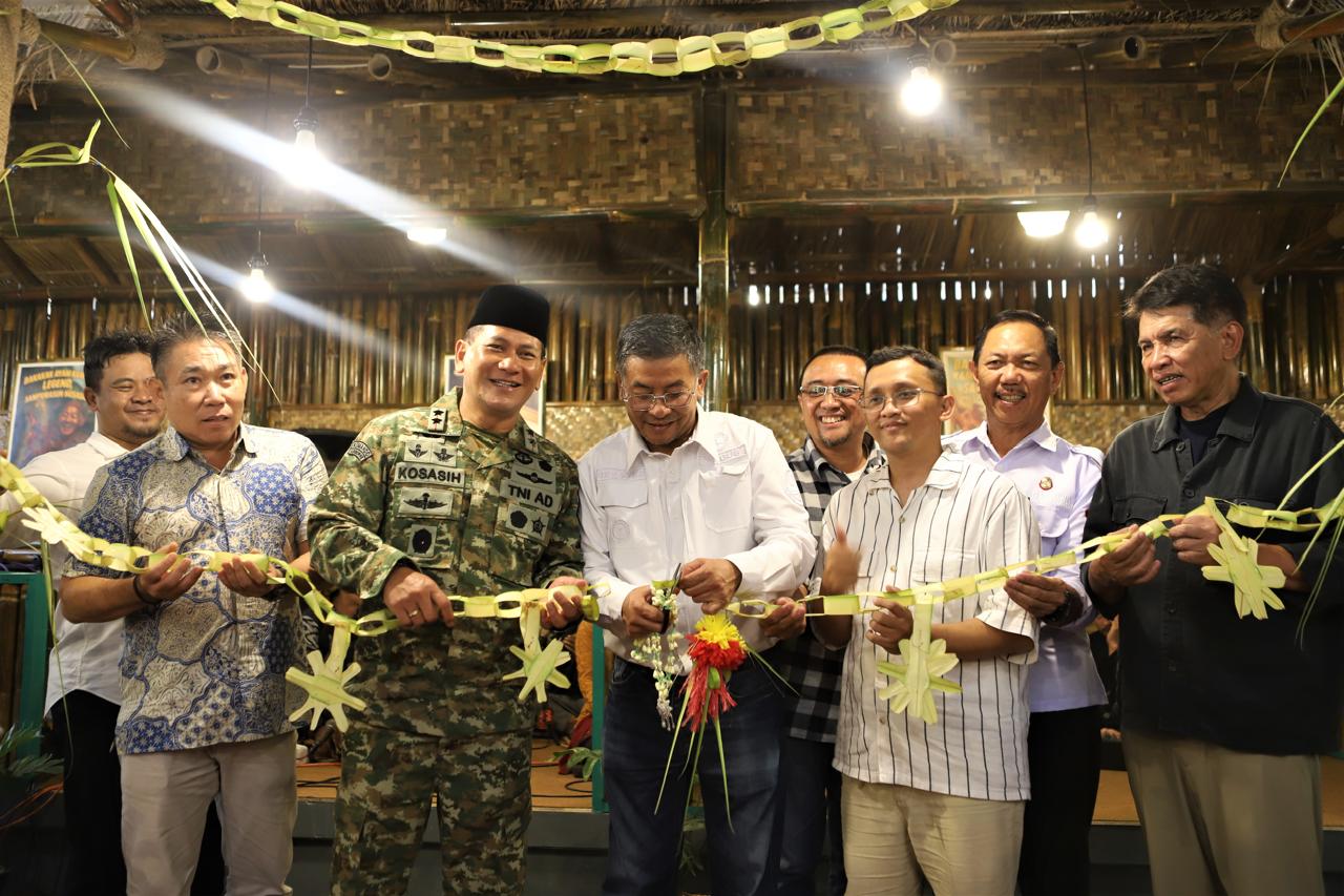 Warung Bakakak Sampurasun Nusasari Cabang Lembang Resmi Dibuka