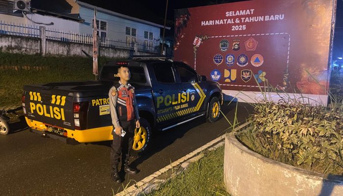 Samapta Polres PALI Siaga Nataru, Antisipasi Kepadatan Lalin dan 3C di Simpang Lima Pendopo