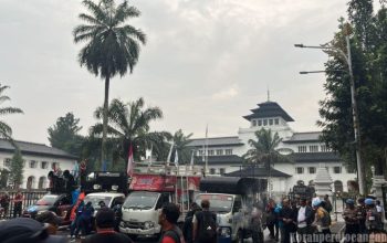 Penetapan SK UMK dan UMSK 2026 Dinilai Belum Jelas, Buruh Siap Kepung Gedung Sate Bandung
