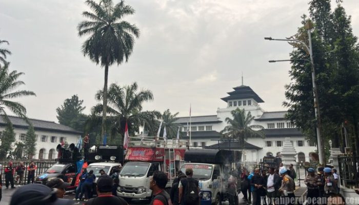 Penetapan SK UMK dan UMSK 2026 Dinilai Belum Jelas, Buruh Siap Kepung Gedung Sate Bandung