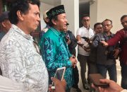 Calon Kuwu Nomor Urut 2 Desa Mulyasari Bersama Pendamping Datangi Pendopo Menyampaikan Protes Calon Kuwu Nomor Urut 2 Desa Mulyasari Bersama Pendamping Datangi Pendopo Menyampaikan Protes