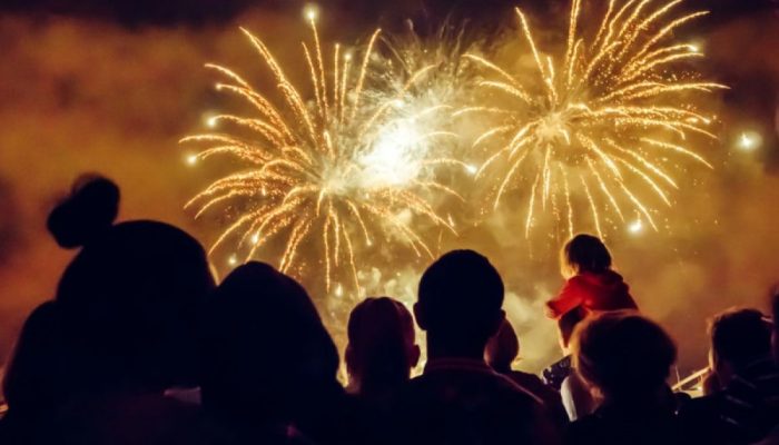 Ikut Rayakan Tahun Baru Masehi, Begini Penjelasan Hukumnya…