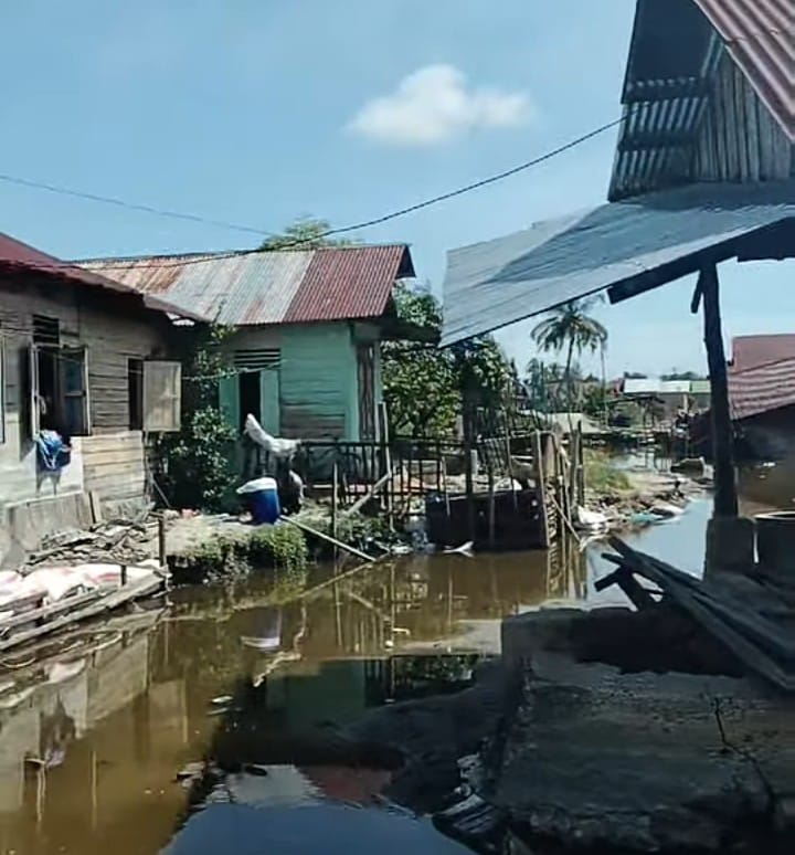 Bantuan Ramai di Publikasi, Barus Sunyi dari Kehadiran Negara: Kepemimpinan Bupati Tapanuli Tengah Dipertanyakan