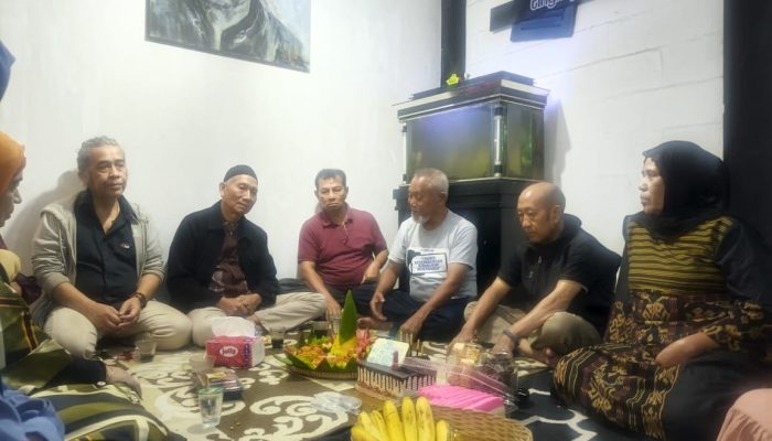 Redaksi Media Online Kabarnusa24.com Ucapkan Selamat HUT ke-1 Media Tingkap.co
