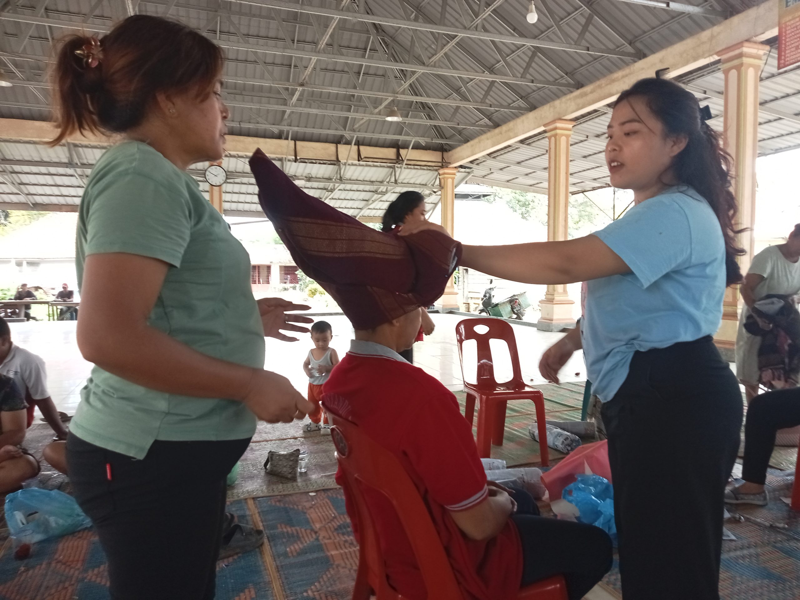 Pelatihan pembuatan Tudung desa Kuta galoh kecamatan Tiga Binanga
