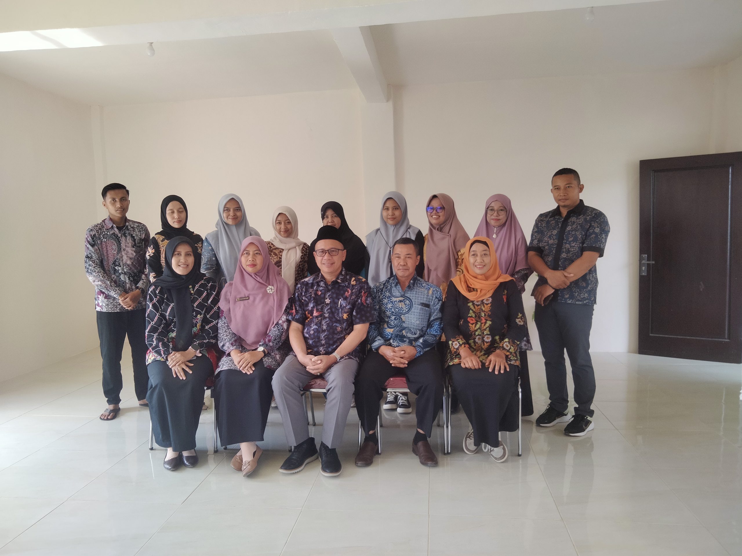 Anggota DPR RI H Purnomosidi Berjanji akan Mengupayakan Gagasan Kepala Sekolah SMA Jendral Sudirman untuk Menjadikan Sekolah Atlet